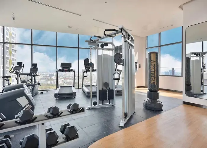 Panoramic Duplex Rama 9 Modern Infinity Pool & Gym *